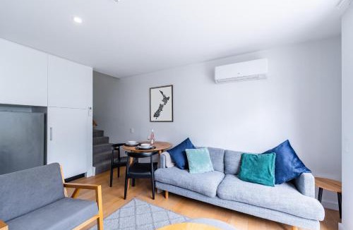 Albert Town Apartment | Relaxing retreat by the river