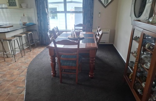 Feilding House | Rev it up Homestay