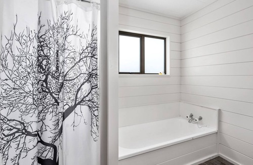 Turangi House | River Trail Retreat – Turangi Holiday Home