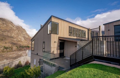 Arthur's Point House | Riverfront Chateau with Stunning Mountain Views
