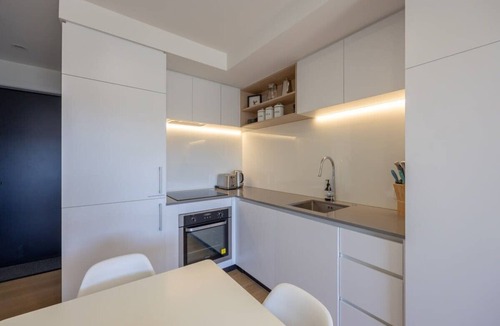 Albert Town Apartment | Rivers Bank