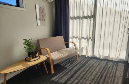 Albert Town Apartment | Riverside retreat, Wanaka