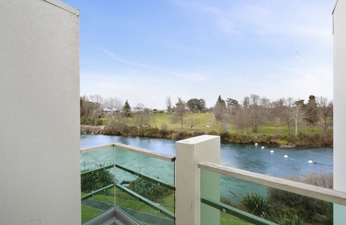 Taupo Apartment | Riverside Views - Taupo Holiday Home