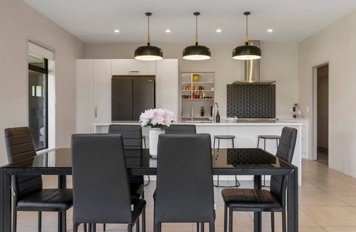 Rangatira Park House | Riverview on Hindmarsh - retreat with elevated stunning Waikato River views in Taupo