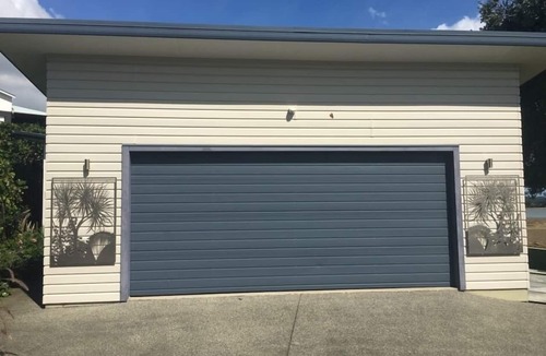 Clarks Beach Apartment | Robyn's Waterfront Retreat - Tui
