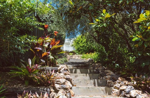 Waiheke Island Cottage | Romantic cottage with amazing seaviews - recommended by NZ HERALD