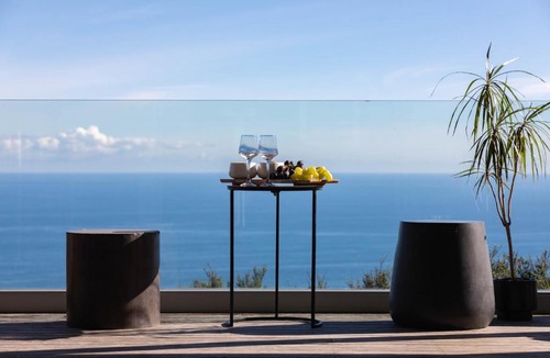New Lynn House | Romantic Piha