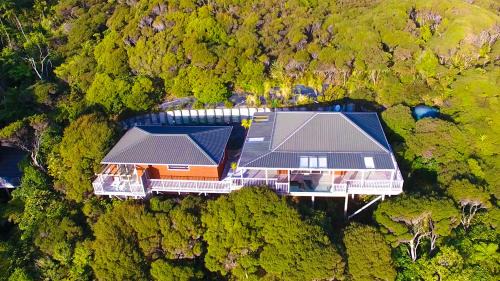 New Lynn House | Romantic Piha