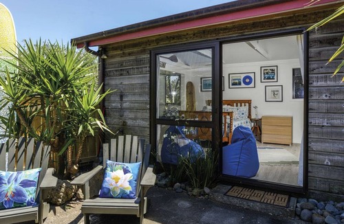 Napier Cottage | Romantic Suite Rental Located in Wine Country near Napier, North Island