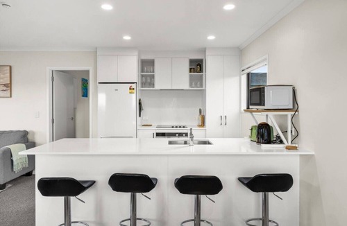 Ngongotaha House | Rotorua 3BR Adventure Base with Air-Con & Parking