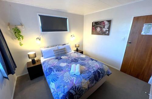Rotorua House | Rotorua Holiday Home - Prime Location - With Garden