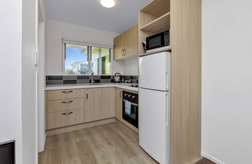 Ruakaka Hotel | Ruakaka Beach Front Motel