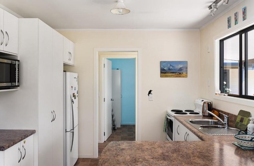 Gisborne Apartment | Rural cottage minutes from Gisborne