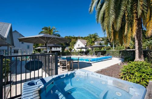 Russell House | Russell Cottages - Kingfisher Cottage 3 Bedroom - POOL-SPA-BBQ