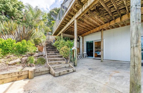 Whitianga Apartment | Sandy Soul Beach Studio