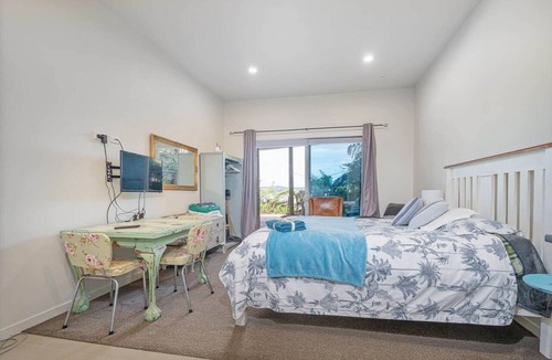 Whitianga Apartment | Sandy Soul Beach Studio
