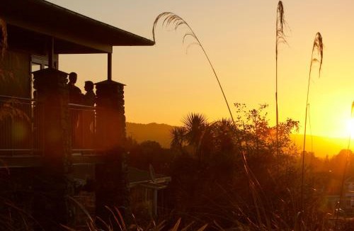 Fox Glacier Hotel | Scenic Hotel Te Weheka