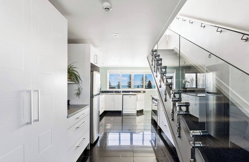 Napier Apartment | Sea and City Penthouse - Napier CBD