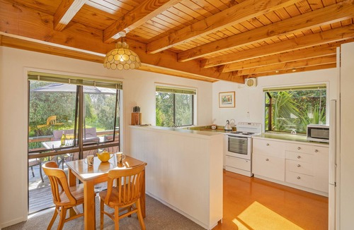 Pauanui House | Sea Breeze Sanctuary - Pauanui Holiday Home