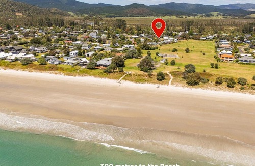 Matarangi House | Sea La Vie - Matarangi Holiday Home