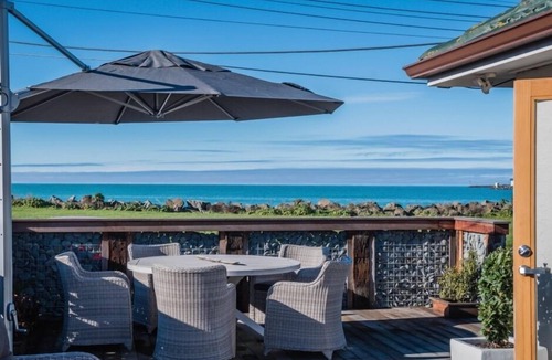 Timaru House | Seaside Bungalow Timaru