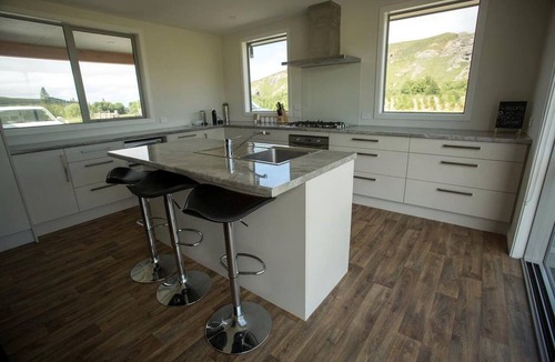 Fairlie Cottage | Secluded Cottage Rental near Opuha Conservation Area in Fairlie, South Island