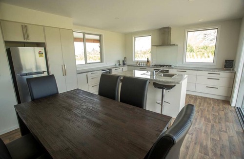 Fairlie Cottage | Secluded Cottage Rental near Opuha Conservation Area in Fairlie, South Island