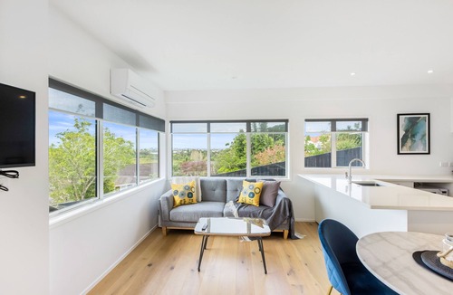 Northcote Apartment | Sensational North Shore Retreat -Netflix