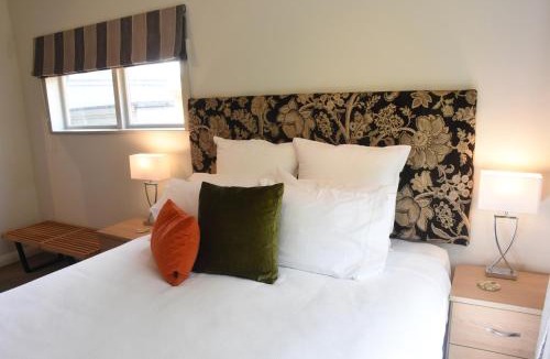 Greytown Bed & Breakfast | Shy Cottage and Studio