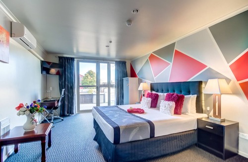 Taupo Hotel | Silver Fern Lodge
