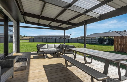 Waiotahi Apartment | Simple Pleasures- Slow down and enjoy what matters most.