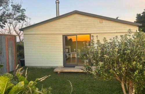 Raglan Apartment | Skyline Sunsets - A Rural Raglan Escape