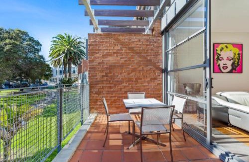 Auckland Central Business District Apartment | Sleek Modern Pad next to Spark Arena Zodiak Stays