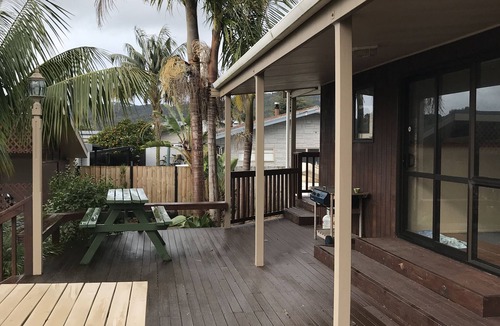 Whitianga House | Sleeps 12, spacious holiday home, great indoor outdoor flow.