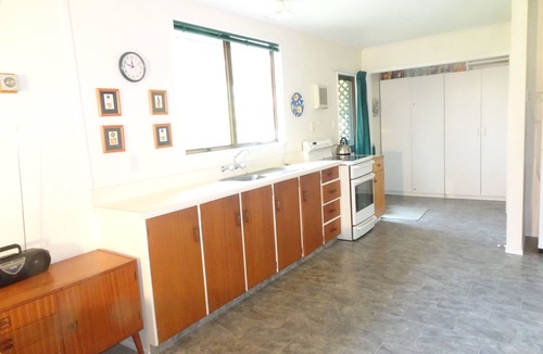 Turangi House | Smokebush Cottage - Free WiFi