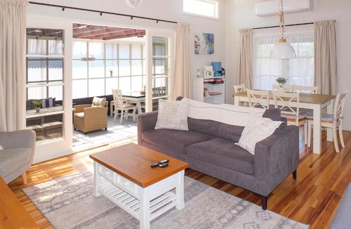 Foxton Beach House | Snapper Bach - Foxton Beach Holiday Home