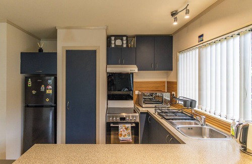 National Park Village House | Snow Retreat - Waimarino Holiday Home
