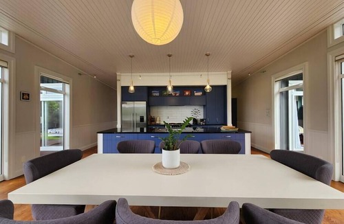 Hot Water Beach House | Spa Pool, stunning views of native trees and stream, steps away from the beach