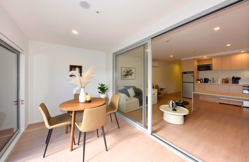 Christchurch City Centre Apartment | Spacious 2BR City Stay Near Christchurch CBD