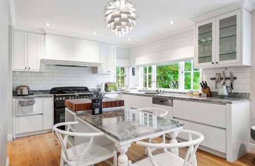 Parnell House | Spacious Parnell Home Near Auckland Domain Zodiak
