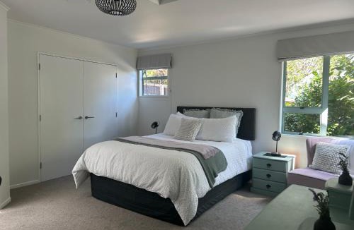 Havelock North House | Spacious Private Guest Suite - Walk to Havelock North Village