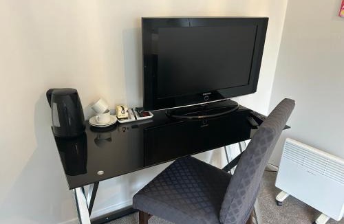 Havelock North House | Spacious Private Guest Suite - Walk to Havelock North Village