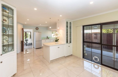 Halswell House | Spacious Retreat