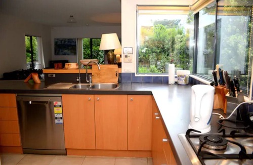 Akaroa House | Spacious Villa in the Heart of Akaroa
