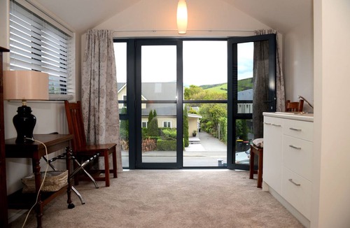 Akaroa House | Spacious Villa in the Heart of Akaroa
