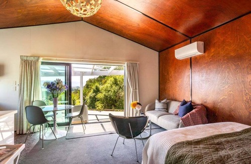 Ahiaruhe House | Special Occasions Retreat
