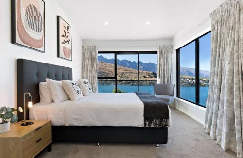 Queenstown House | St Matthews Views Cecil