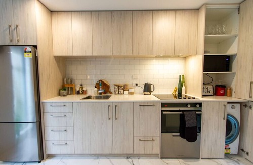 Christchurch City Centre Villa | Stadium Walk Townhouse + Outdoor Dining
