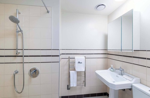 Te Aro Apartment | Studio for 2 in Central Te Aro Stay!
