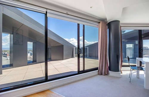 Auckland Central Business District Apartment | Stunning 3 Bedroom Penthouse Apt in Auckland CBD